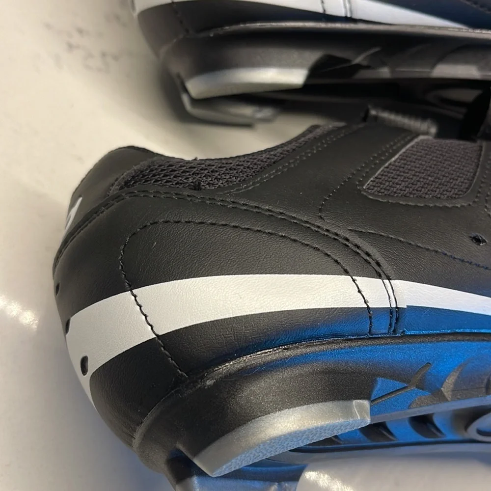 Cyclingdeal riding shoes